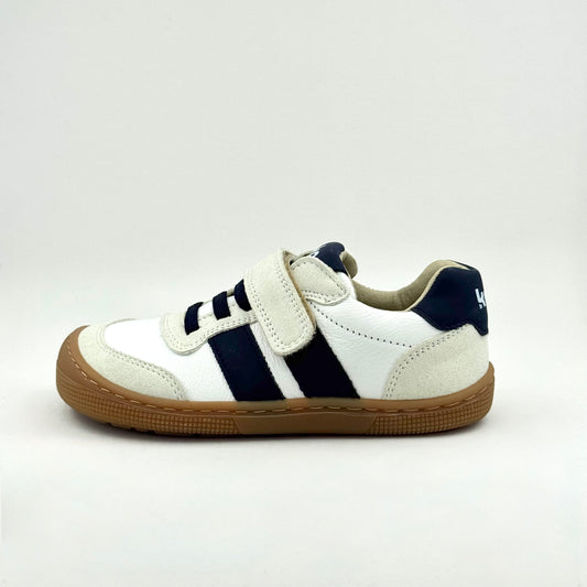 Barefoot Dylan Sneakers by Koel NEW